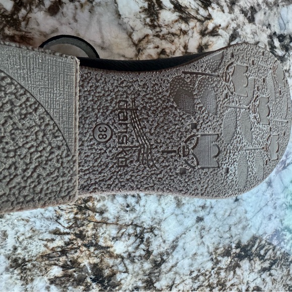 Dansko Black Deena Waterproof Tumbled Mary Jane’s - Size 38 - Picture 5 of 6